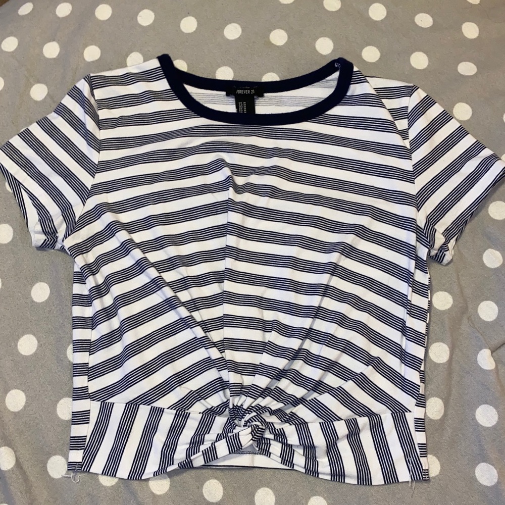 Crop top striped shirt